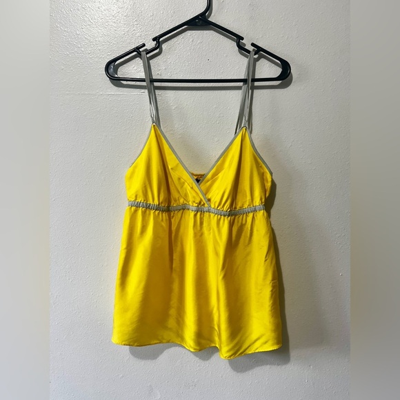 J. Crew NWT 100% Silk Yellow Babydoll Y2K Tank Top - Size 8 - Picture 4 of 9